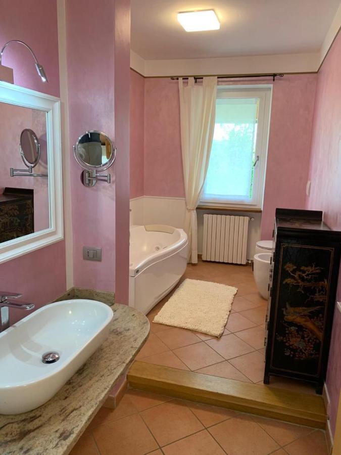 Casa Vacanze Al Capriano Appartamento Lampone Cantello エクステリア 写真