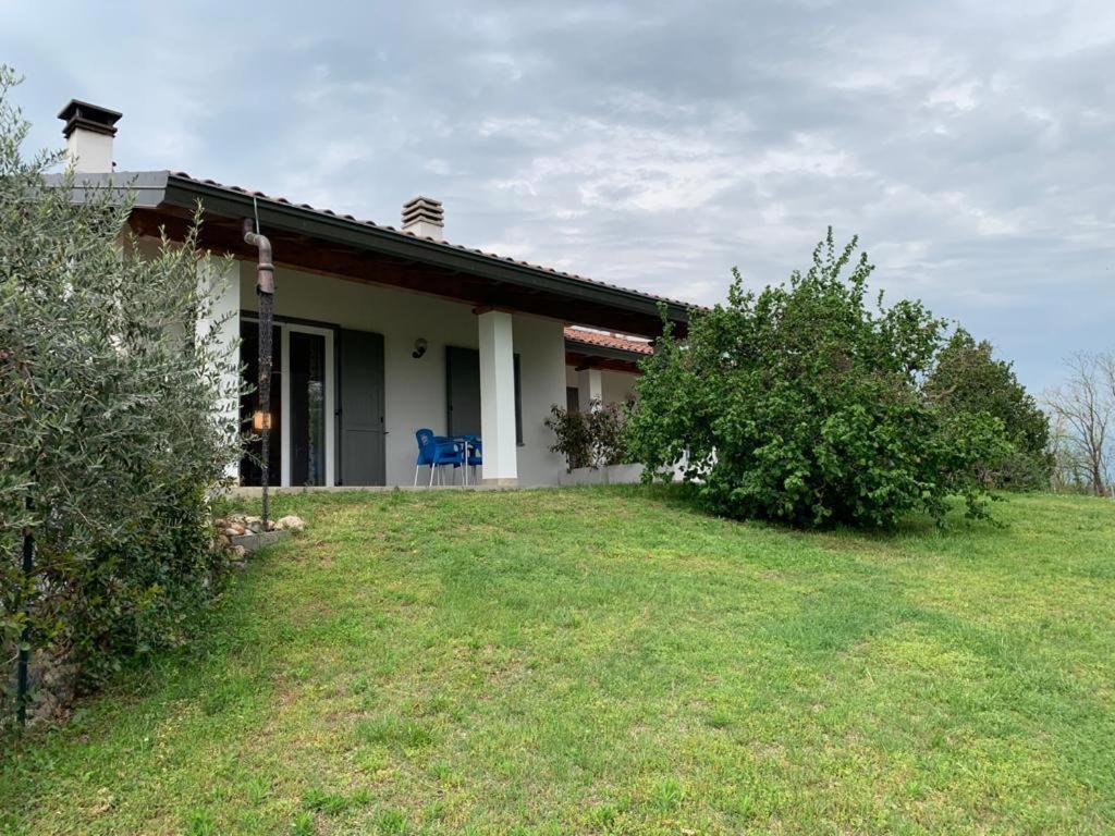 Casa Vacanze Al Capriano Appartamento Lampone Cantello エクステリア 写真